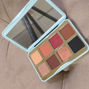 Too Faced Secret Santa Eyeshadow Palette